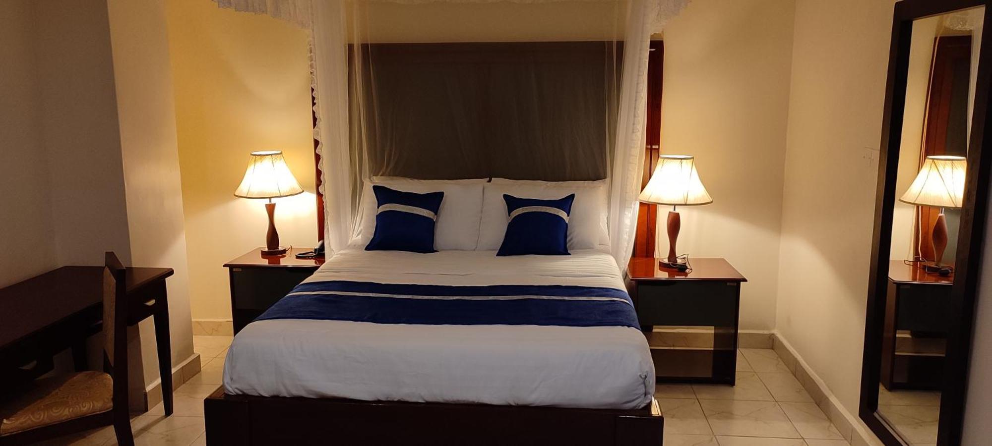 Hotel Koki 4*